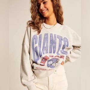Abercrombie & Fitch giants crew neck sweatshirt in grey
